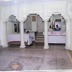 Hotel Basant